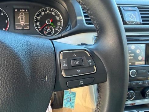 Used 2013 Volkswagen Passat TDI SE image 19