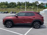 Used 2025 Chevrolet TrailBlazer LT image 2
