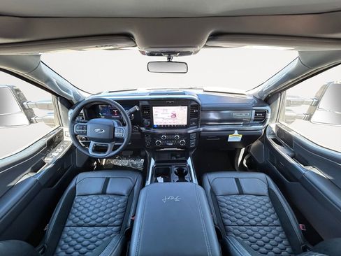 New 2025 Ford F350 Lariat w/ Lariat Ultimate Package image 13