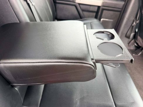 Used 2019 Ford F150 Lariat w/ Equipment Group 502A Luxury AWD/4WD image 27