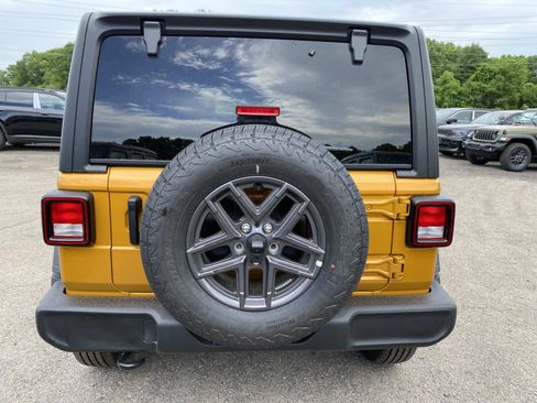 New 2026 Jeep Wrangler Unlimited Sport AWD/4WD image 4