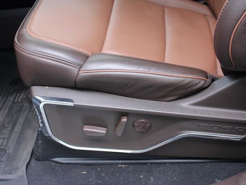 Used 2025 Ford F250 King Ranch w/ Chrome Package image 31