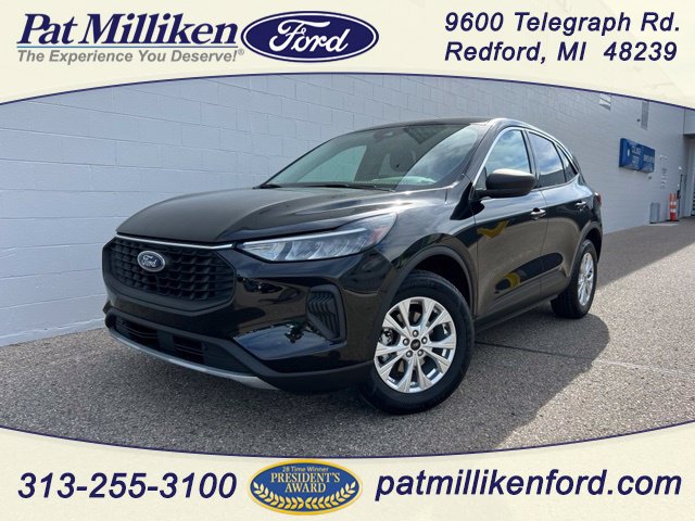 Certified 2023 Ford Escape Active AWD/4WD image 1