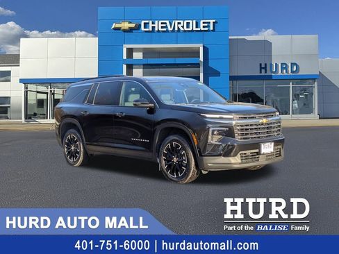 New 2025 Chevrolet Traverse LT w/ Enhanced Driving Package image 1