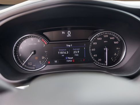 Used 2020 Cadillac XT4 Premium Luxury image 11