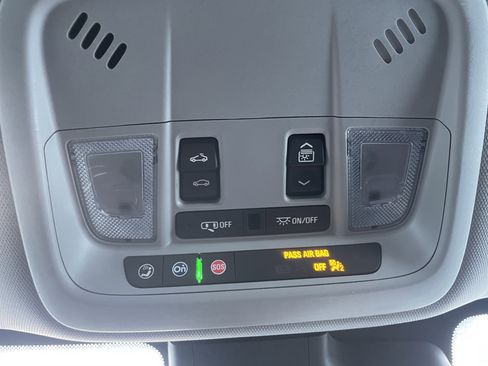 Used 2023 Chevrolet Malibu LT image 31