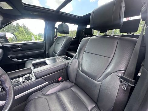 Used 2023 Toyota Tundra Platinum AWD/4WD image 12