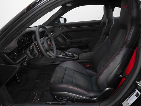 Used 2026 Porsche 911 GT3 image 40