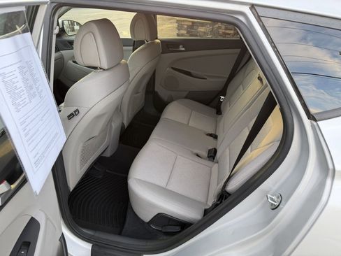 Used 2017 Hyundai Tucson SE image 20