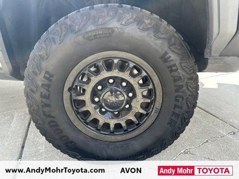 Used 2025 GMC Sierra 2500 AT4X w/ AT4X AEV Edition AWD/4WD image 48