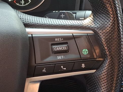 Used 2022 Mitsubishi Outlander SE AWD/4WD image 23