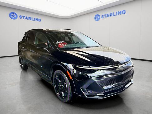 Certified 2025 Chevrolet Equinox EV RS FWD image 3