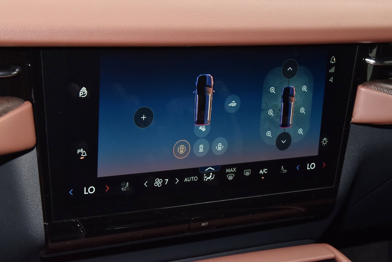 New 2026 Lincoln Navigator Reserve AWD/4WD image 30