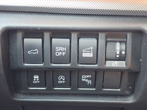 Used 2021 Subaru Forester Limited w/ Popular Package #3 AWD/4WD image 15
