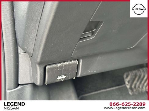 Used 2025 Nissan Kicks S image 18