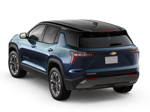 New 2027 Chevrolet Equinox LT w/ Convenience Package II FWD image 4