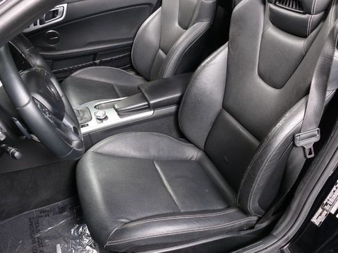 Used 2014 Mercedes-Benz SLK 250 w/ Premium Package image 43