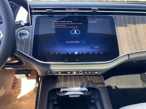 New 2026 Mercedes-Benz E 350 Sedan image 25