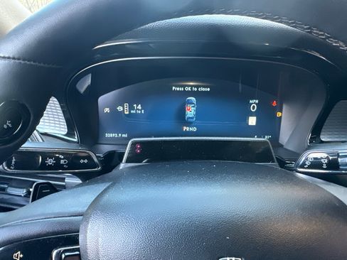 Used 2023 Lincoln Corsair AWD w/ Equipment Group 102A image 18