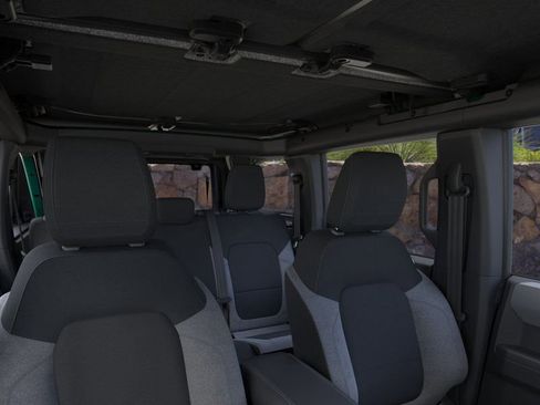 New 2025 Ford Bronco Big Bend image 12