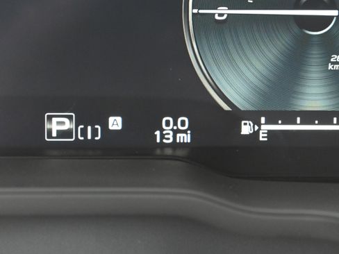 Used 2025 Subaru Forester Touring image 21