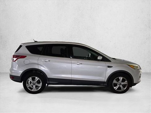 Used 2015 Ford Escape SE FWD image 4