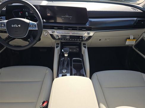 New 2025 Kia Telluride S image 15
