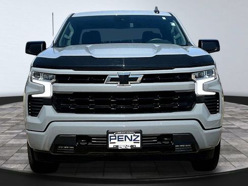 Used 2024 Chevrolet Silverado 1500 RST AWD/4WD image 2