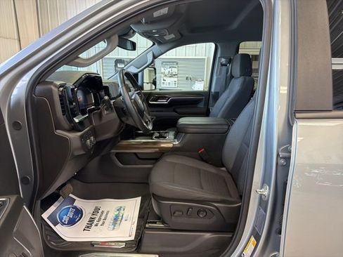 Used 2025 Chevrolet Silverado 3500 LT w/ All Star Edition image 11