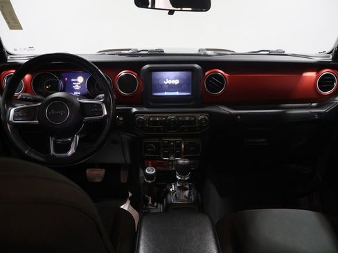 Used 2020 Jeep Gladiator Rubicon w/ Cold Weather Group image 16