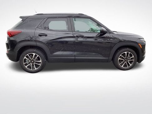 Used 2025 Chevrolet TrailBlazer LT FWD image 11