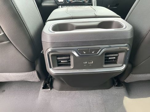 New 2025 GMC Sierra 2500 Denali w/ Denali Reserve Package image 21