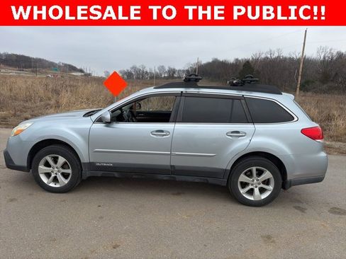 Used 2013 Subaru Outback 2.5i Limited w/ Moonroof Pkg image 8