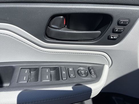 Certified 2023 Honda Odyssey EX-L image 19