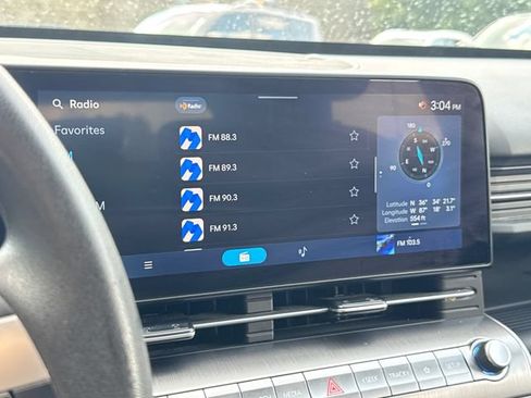 Used 2025 Hyundai Kona SE FWD image 19