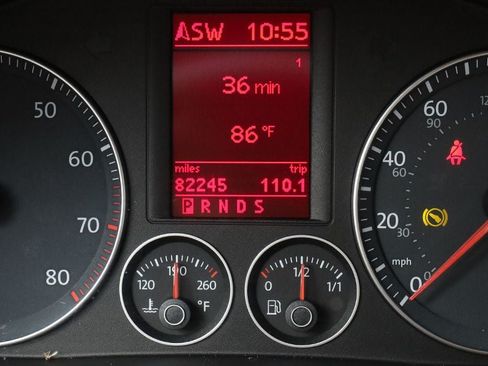 Used 2008 Volkswagen Eos 2.0T FWD image 12