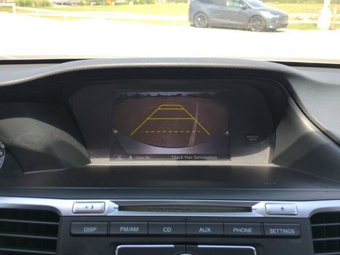 Used 2016 Honda Accord LX image 13