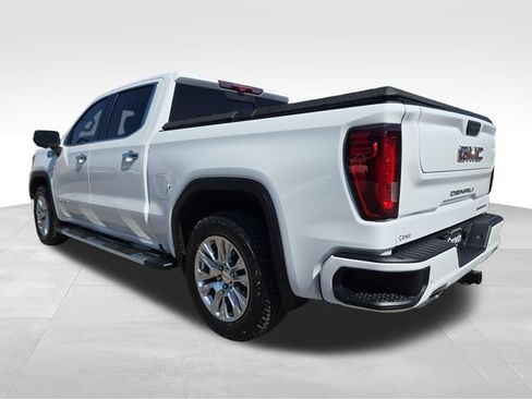 Used 2024 GMC Sierra 1500 Denali w/ Technology Package AWD/4WD image 11