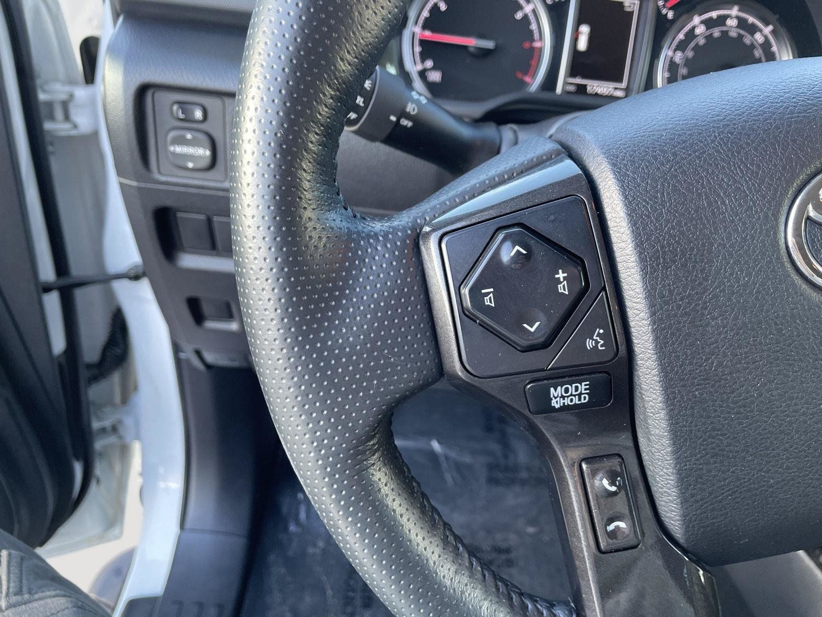 Used 2024 Toyota 4Runner TRD Off-Road Premium w/ Moonroof Package AWD/4WD image 19