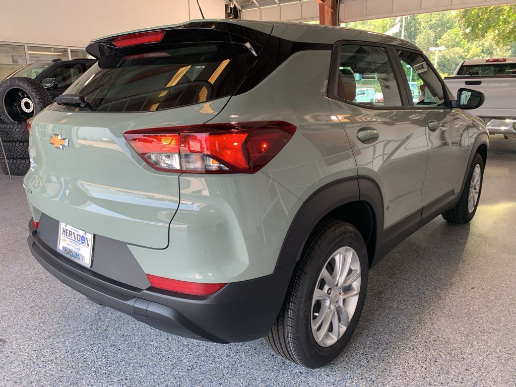 New 2026 Chevrolet TrailBlazer LS FWD image 10