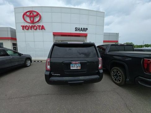Used 2016 GMC Yukon SLT w/ Open Road Package AWD/4WD image 8