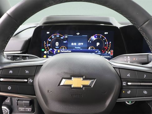 Used 2025 Chevrolet Tahoe High Country image 12