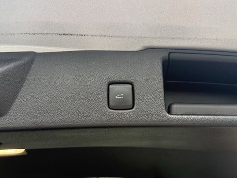 Used 2022 Ford Escape SE w/ Convenience Package image 6