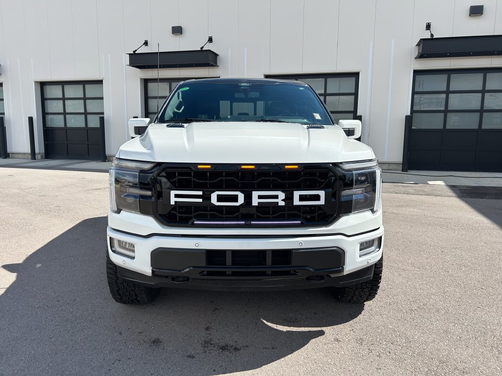 Used 2024 Ford F150 Platinum w/ FX4 Off-Road Package AWD/4WD image 5