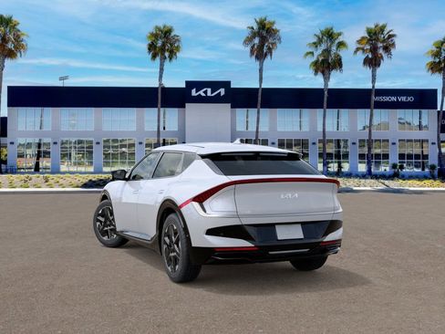 New 2026 Kia EV6 Wind RWD image 4