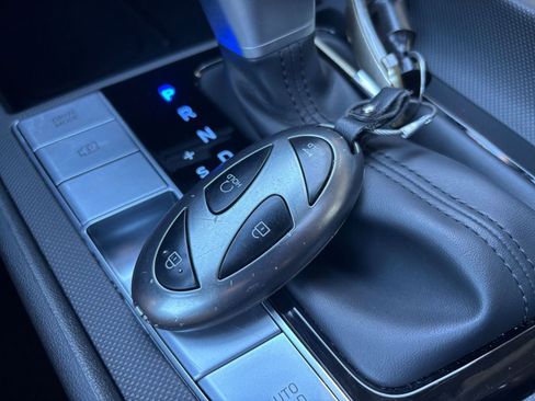 Used 2025 Hyundai Elantra SEL image 20