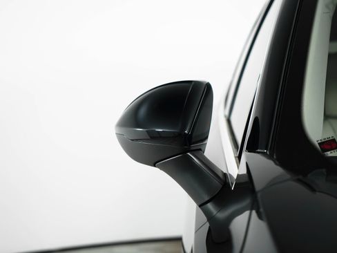 Used 2023 Buick Envision Essence image 10