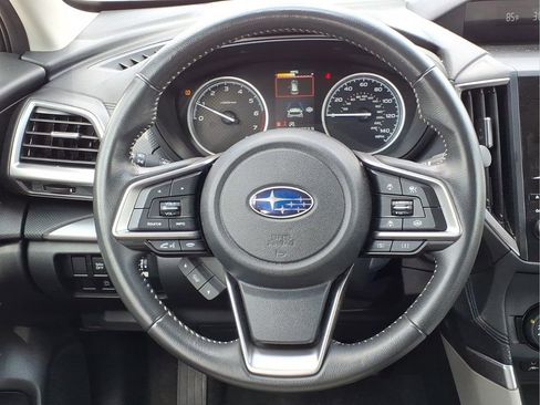 Used 2023 Subaru Forester Premium image 27