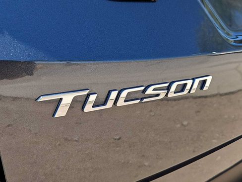 Certified 2024 Hyundai Tucson Limited AWD/4WD image 12