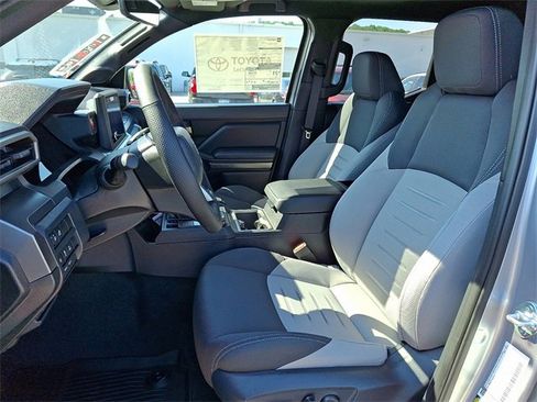 New 2025 Toyota Tacoma TRD Off-Road image 6